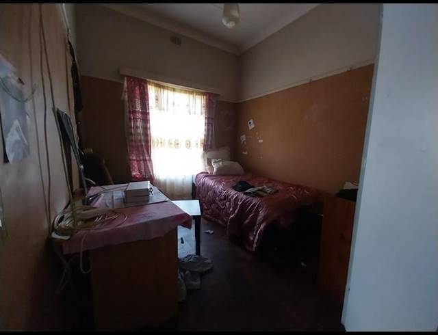 2 BEDROOM APARTMENT FOR SALE IN WEST VILLAGE